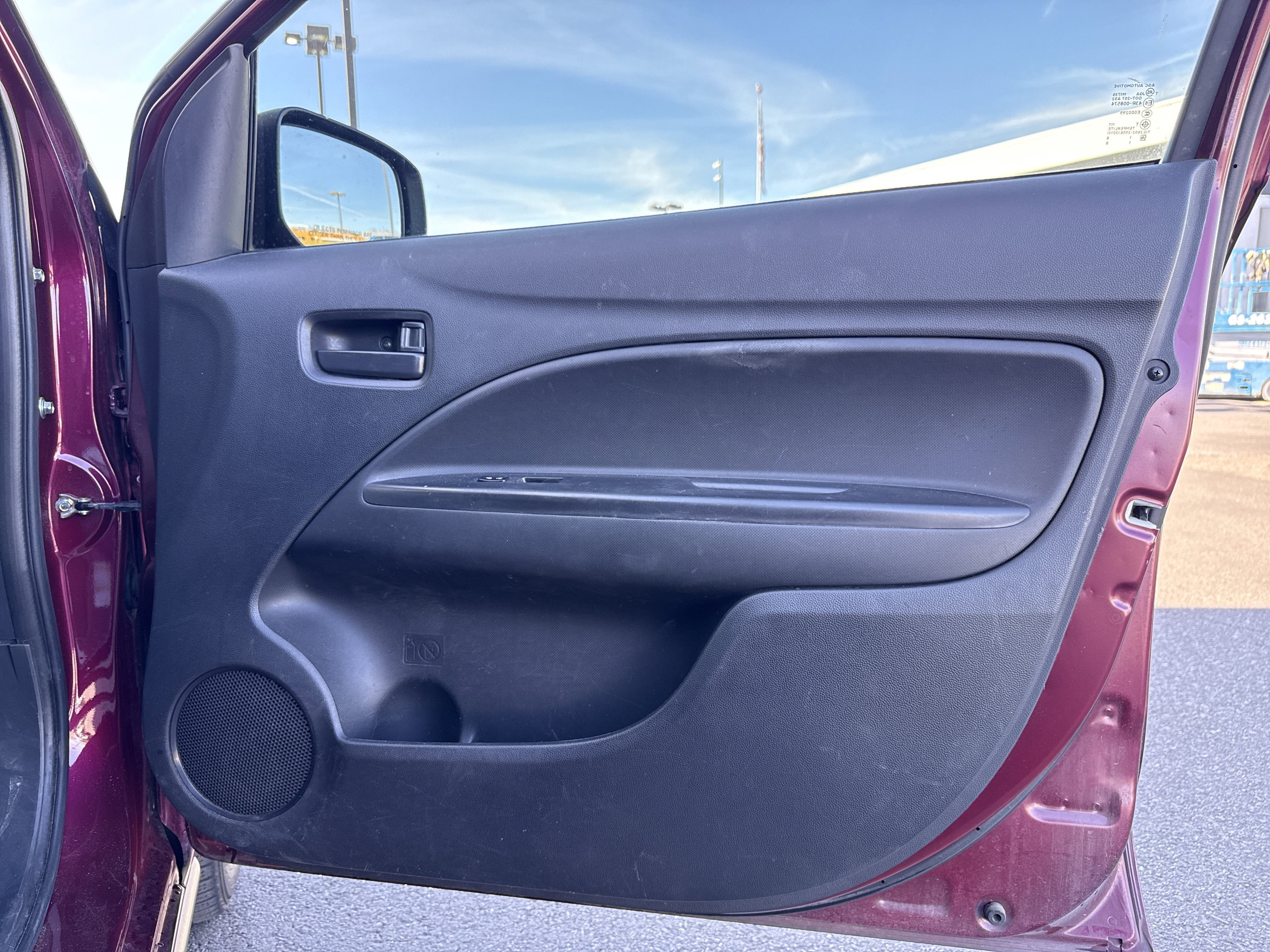 2020 Mitsubishi Mirage LE