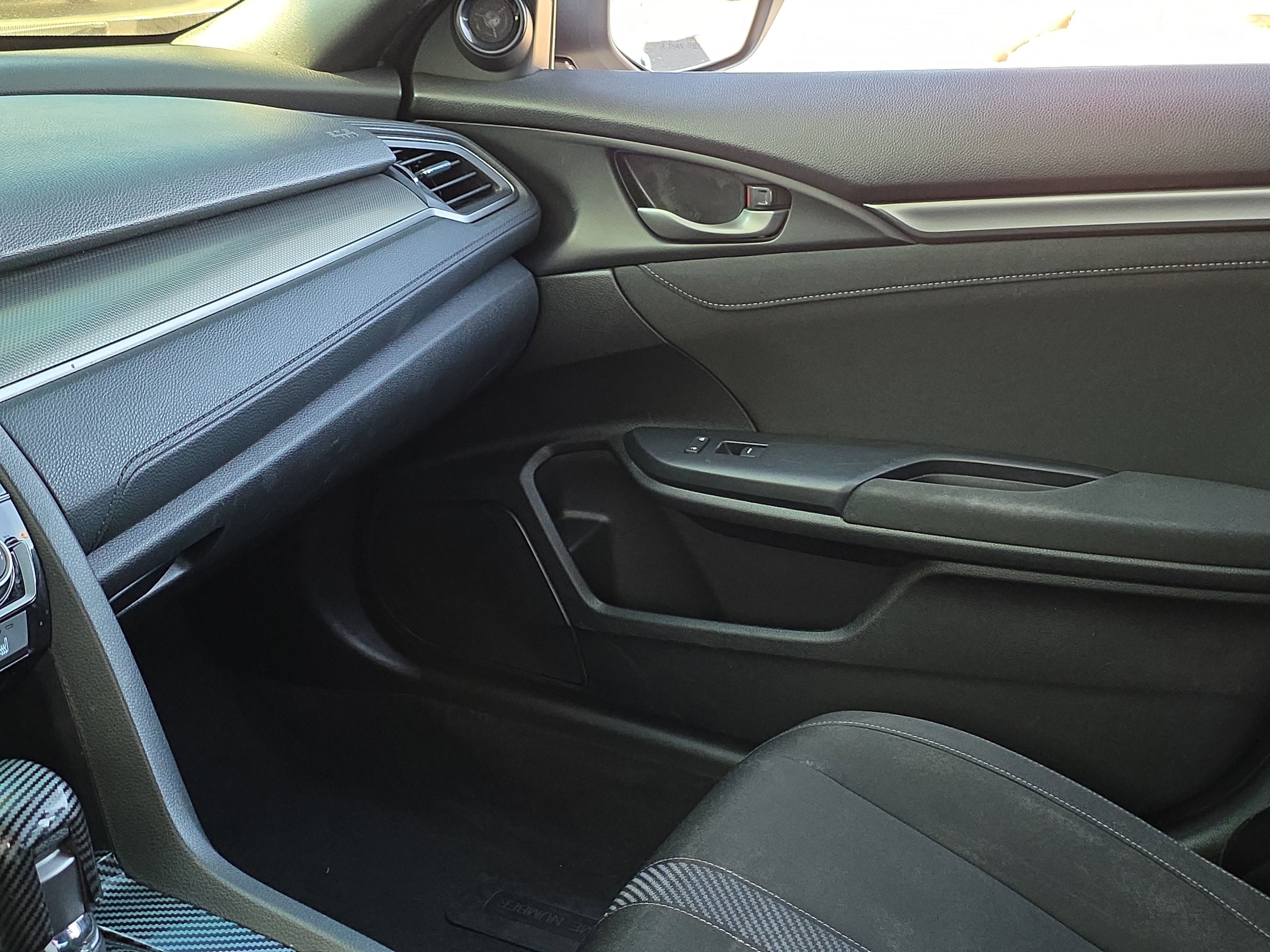 2018 Honda Civic Hatchback EX