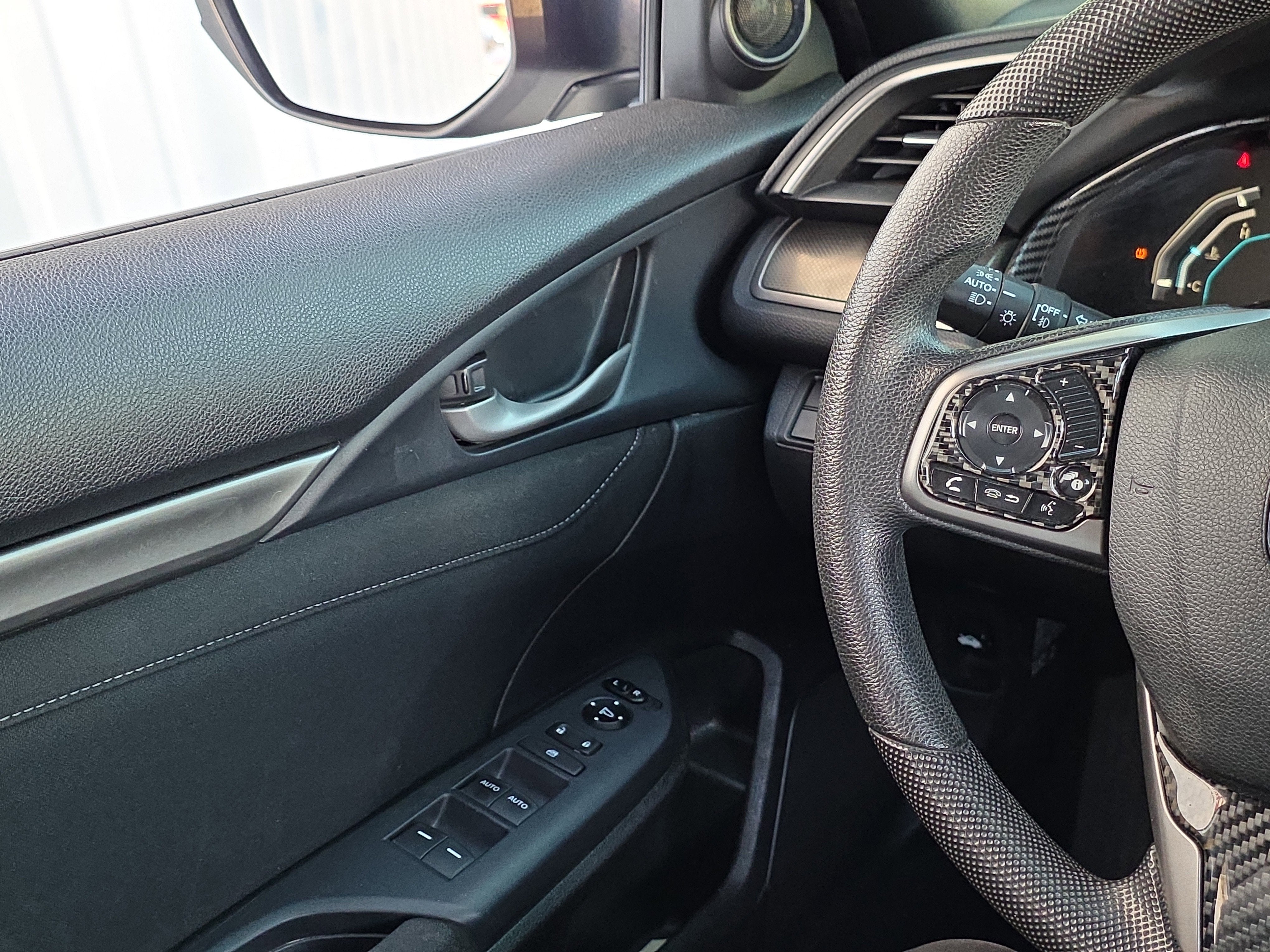 2018 Honda Civic Hatchback EX