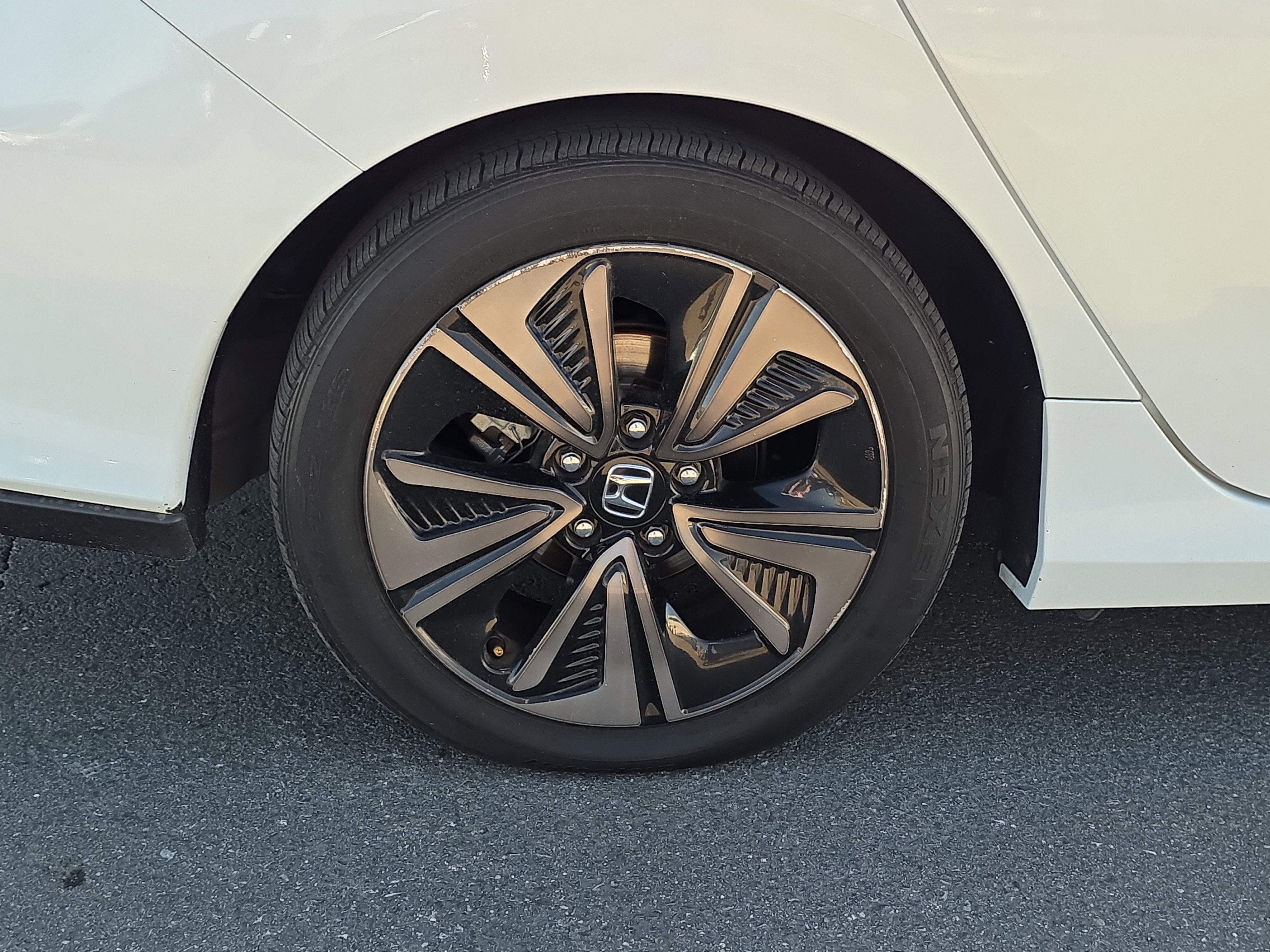 2018 Honda Civic Hatchback EX