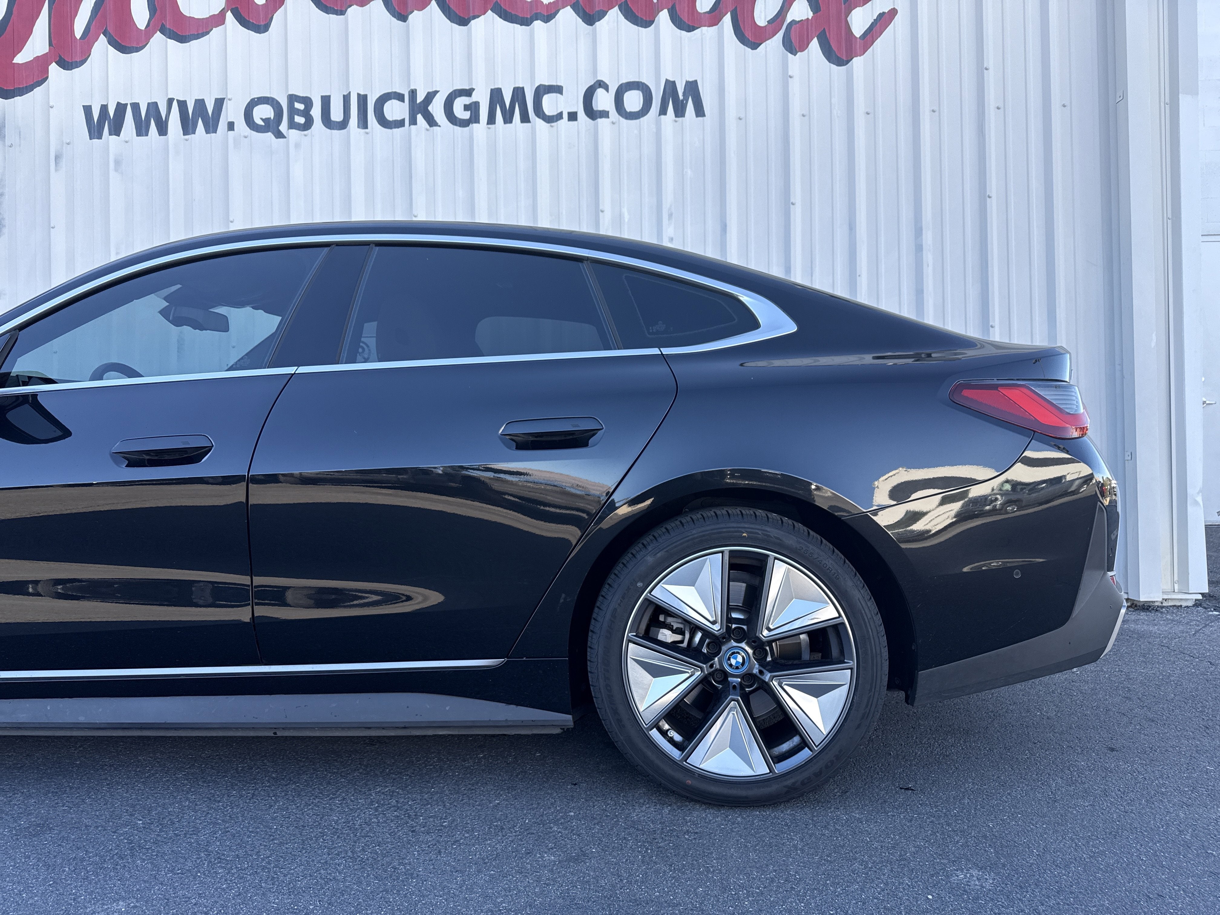 2023 BMW i4 eDrive40