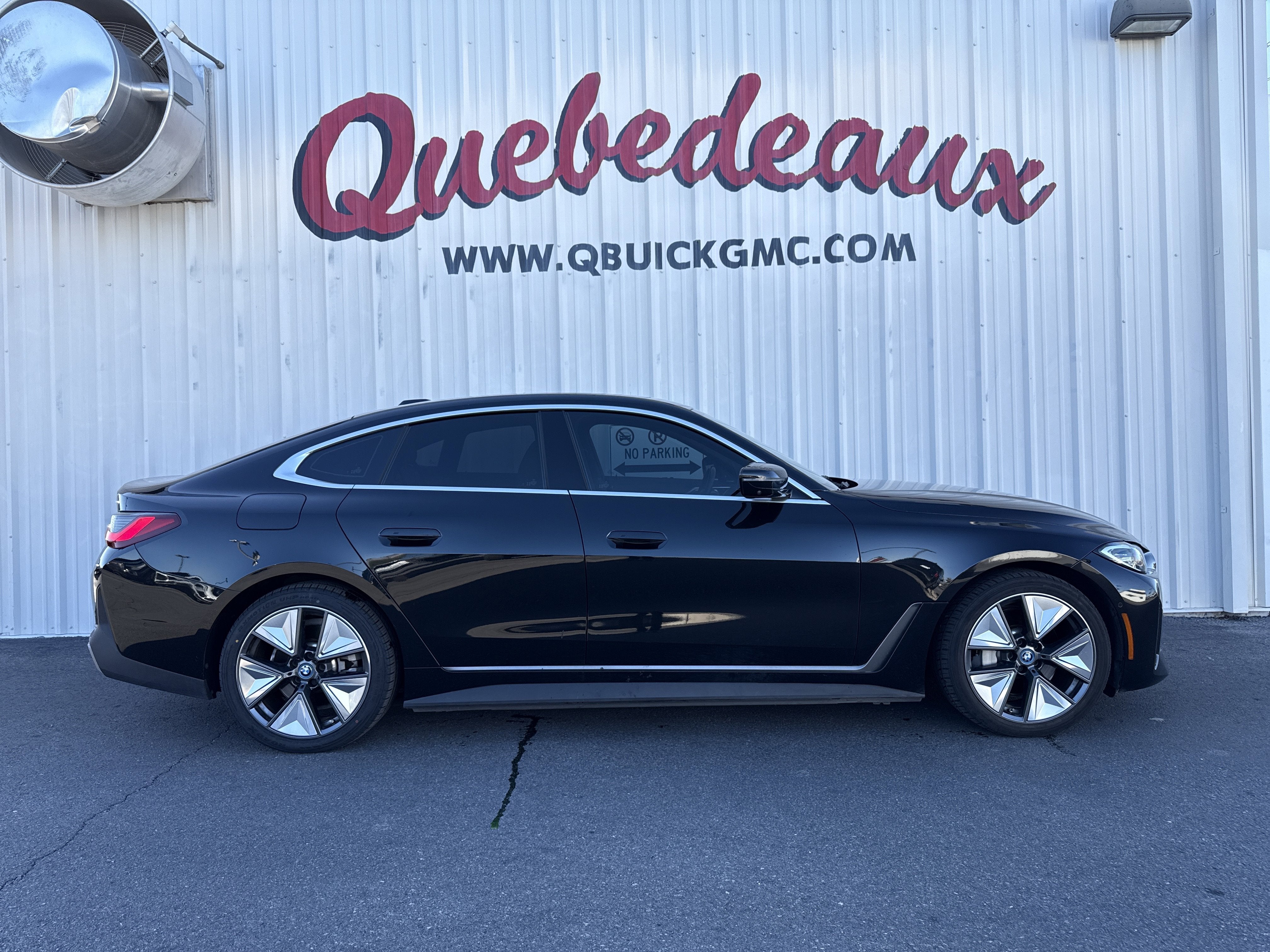 2023 BMW i4 eDrive40