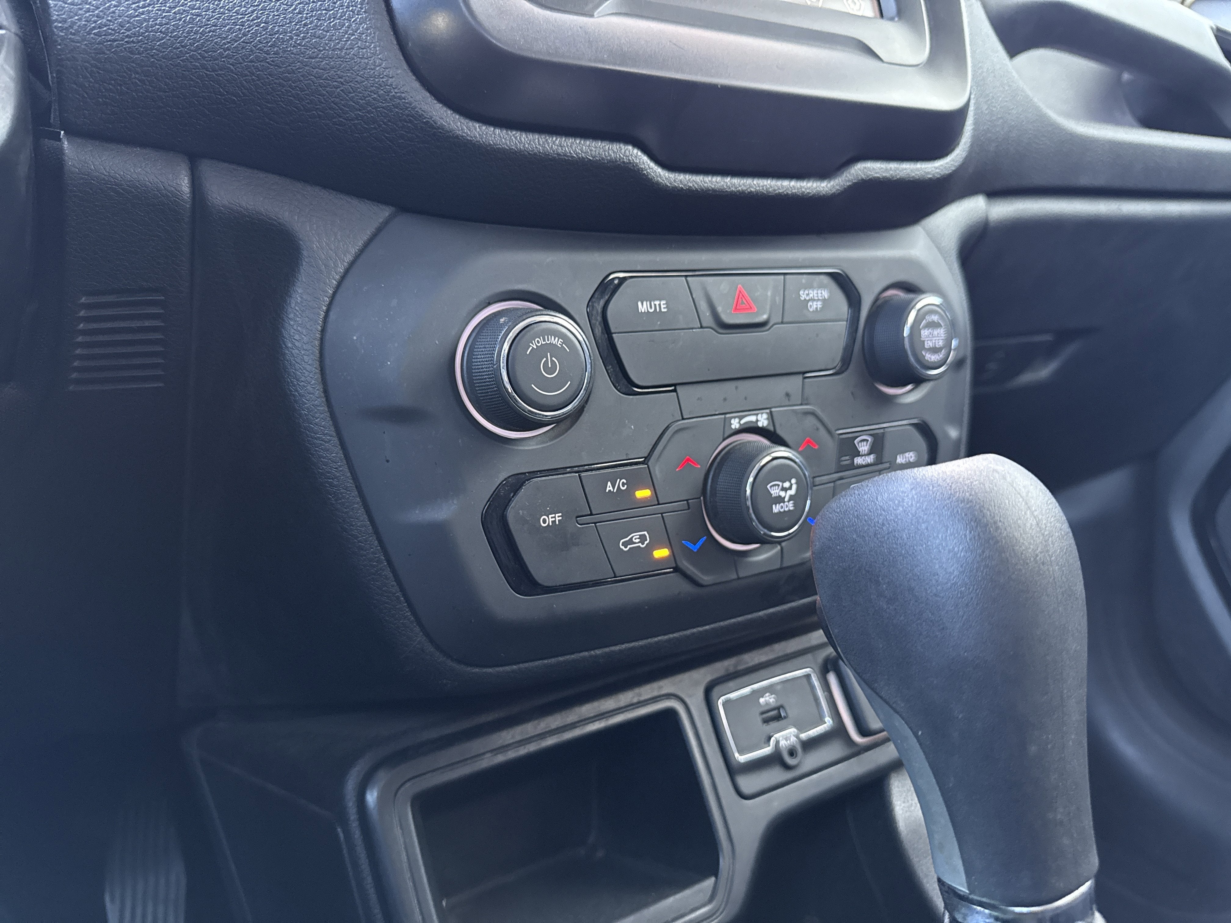 2018 Jeep Renegade Altitude